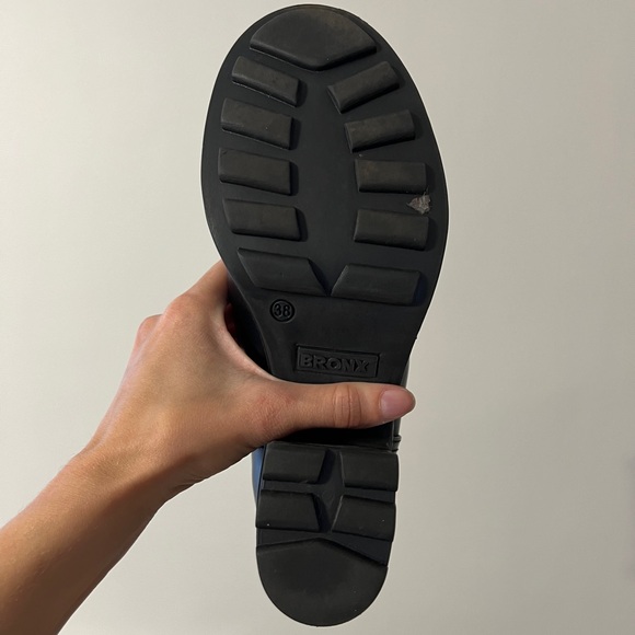 Black block heel Bronx leather boots - Picture 2 of 2